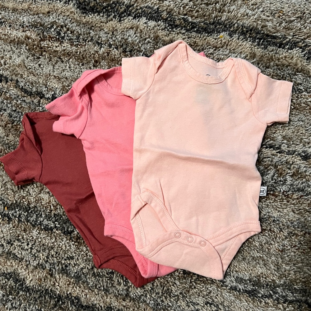 Set of Onesies